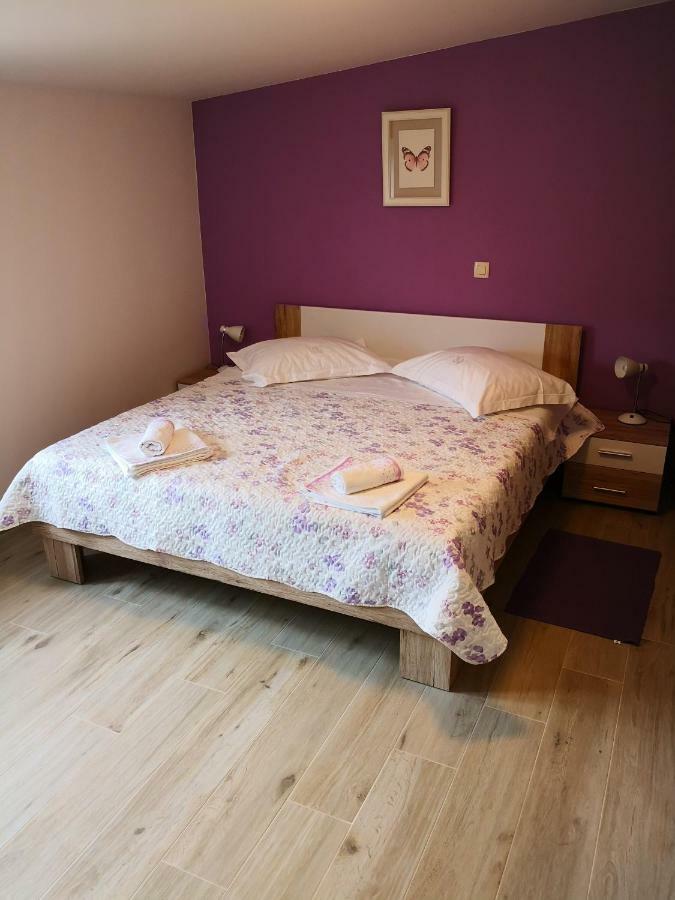 Apartment Aria Banjol Esterno foto
