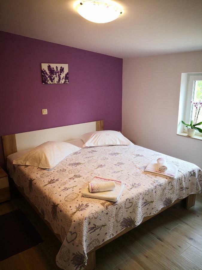 Apartment Aria Banjol Esterno foto